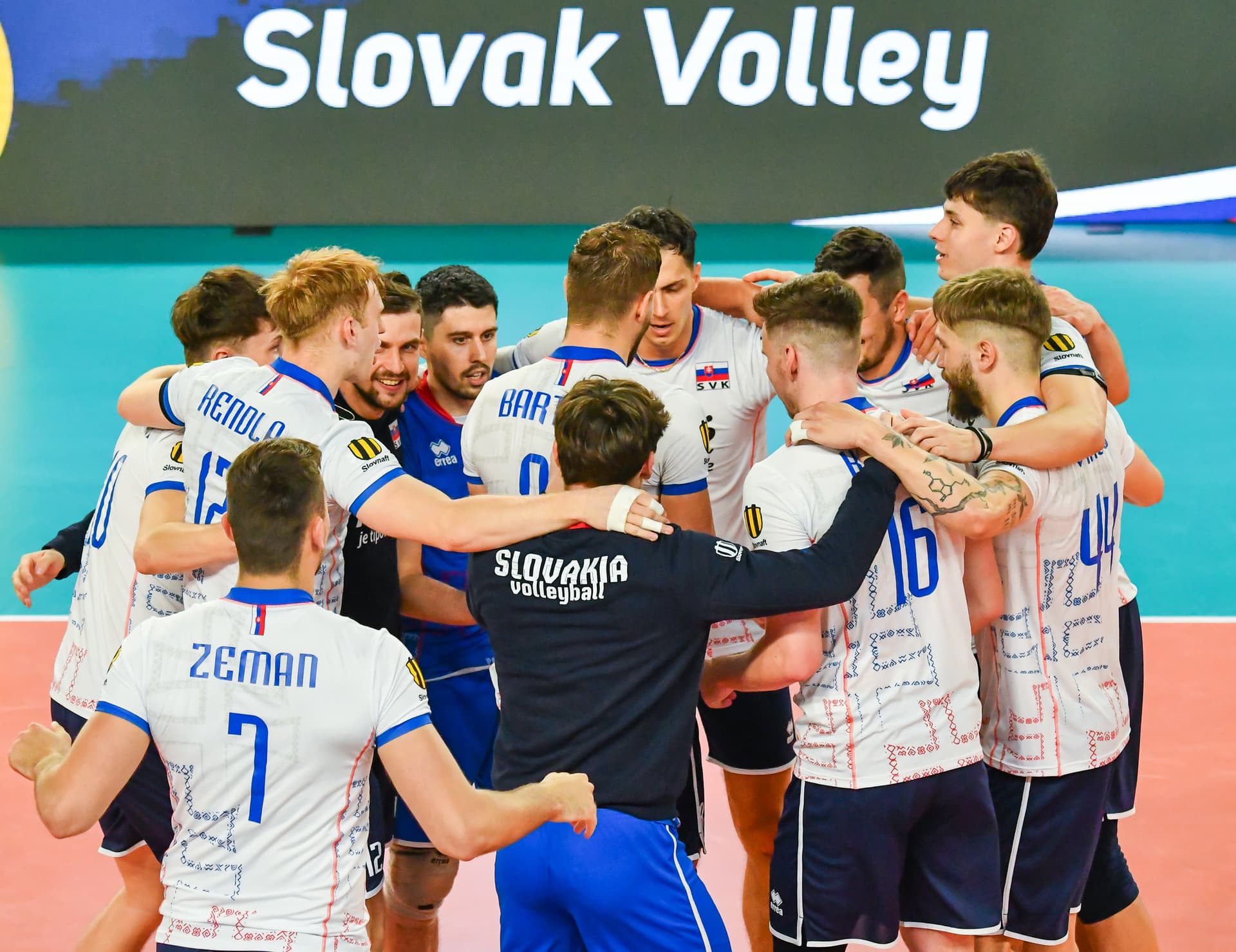 Masný začne reprezentačnú misiu v Púchove, Slovákov čaká Česko a tvrdá príprava na Európsku ligu