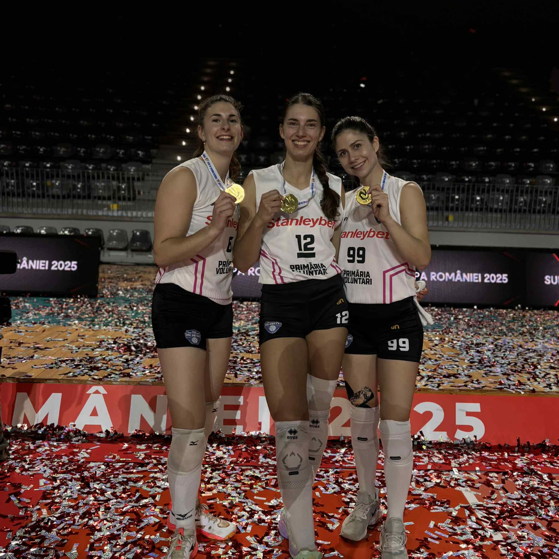 Hneď prvý zápas v sezóne premenila Nikola Radosová v Rumunsku na trofej