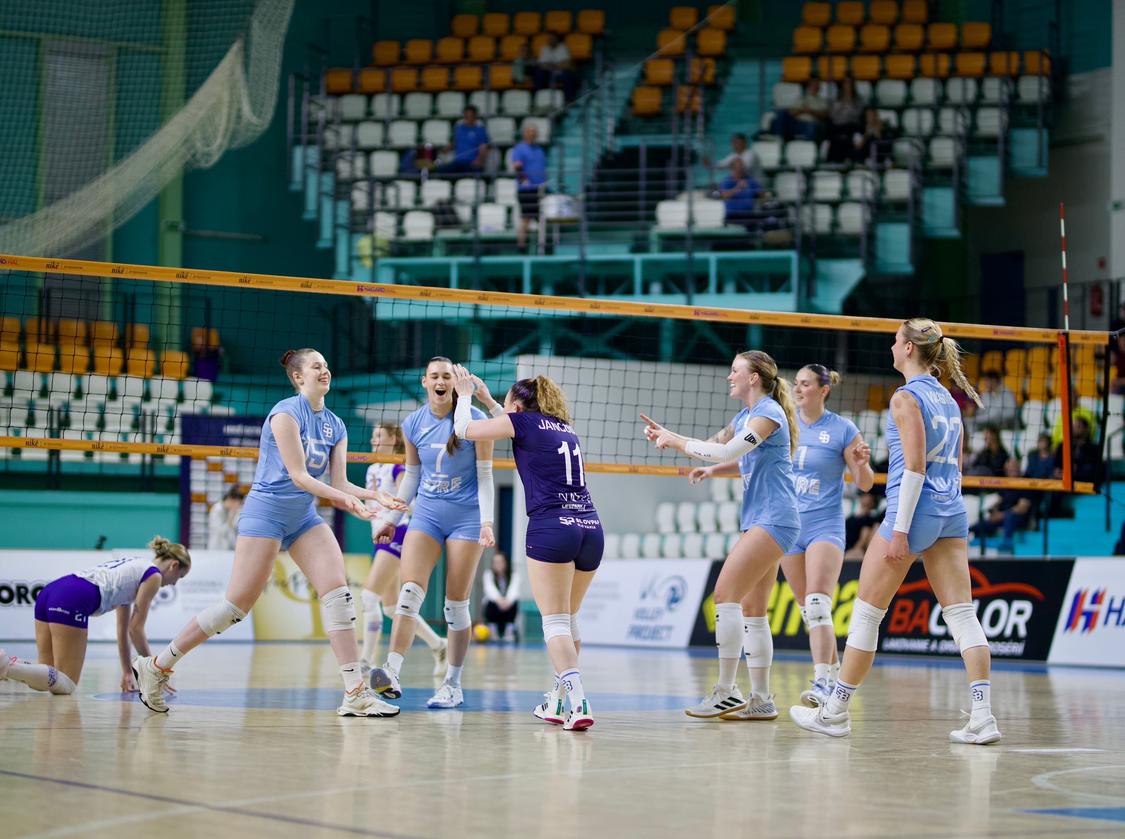 Slovan zvládol drámu v Nitre a je krok od finále